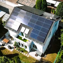 Familie-Kleekämper_Enerix-München_Haus_PV_4x5_1000h
